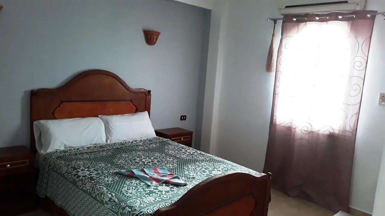Appartement Enjoy Louxor 0*,